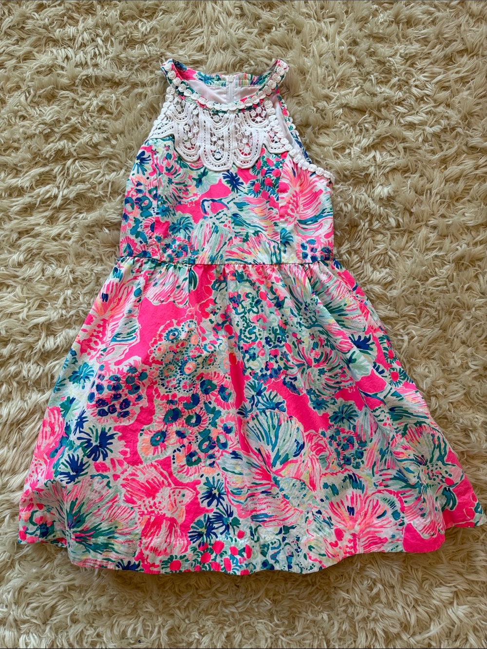 EUC Lilly Pulitzer Gypsea print Kinley Halter Dress with White Lace Yoke